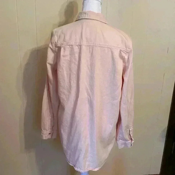 Lucky Brand Boyfriend Shirt in Pale Pink, Size Small. Long Sleeve, Button Front - Picture 2 of 16